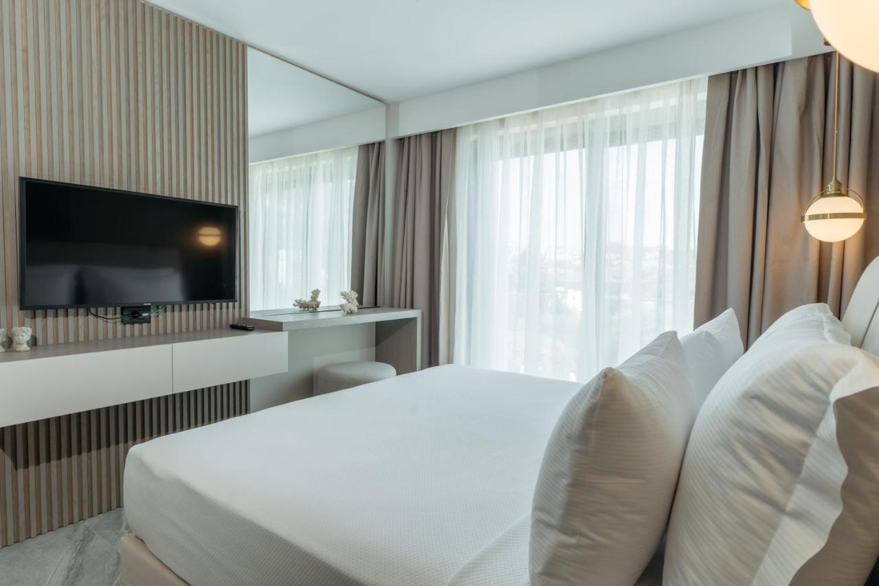 Bodrum Astrid Hotel กูมูชลุค ภายนอก รูปภาพ