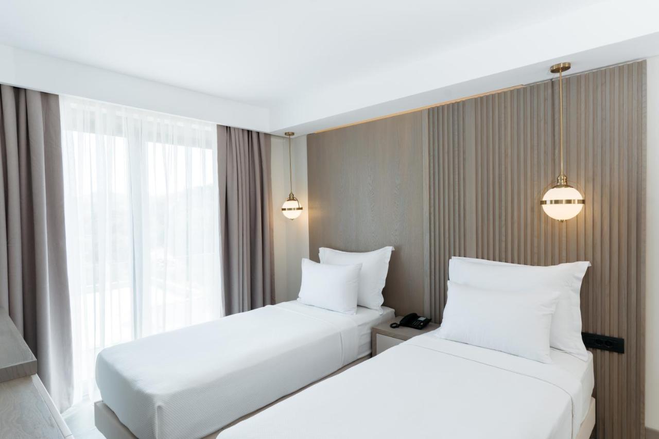 Bodrum Astrid Hotel กูมูชลุค ภายนอก รูปภาพ